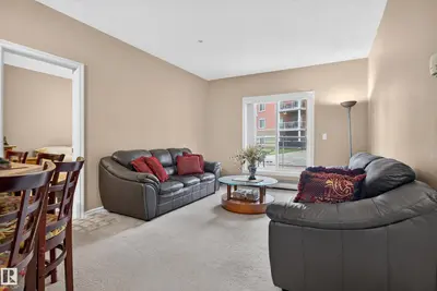 Photo 2 of #119 263 MACEWAN RD SW