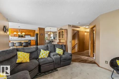 16 HARROLD PL