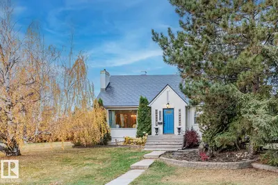 Photo 1 of 11704 110A AV NW