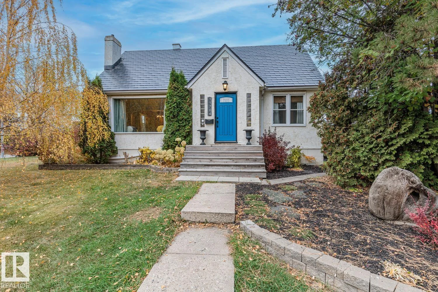 11704 110A AV NW, Edmonton
