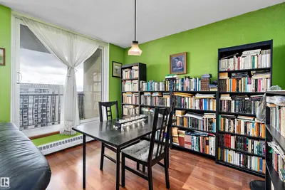 Photo 2 of #1704 9916 113 ST NW