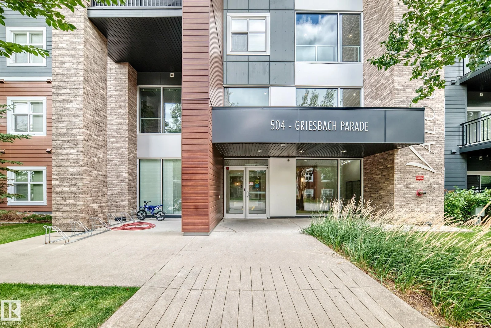 #401 504 Griesbach PR NW, Edmonton