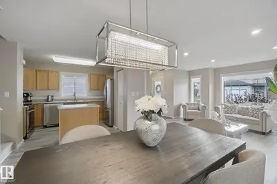 Photo 3 of 13912 156 AV NW