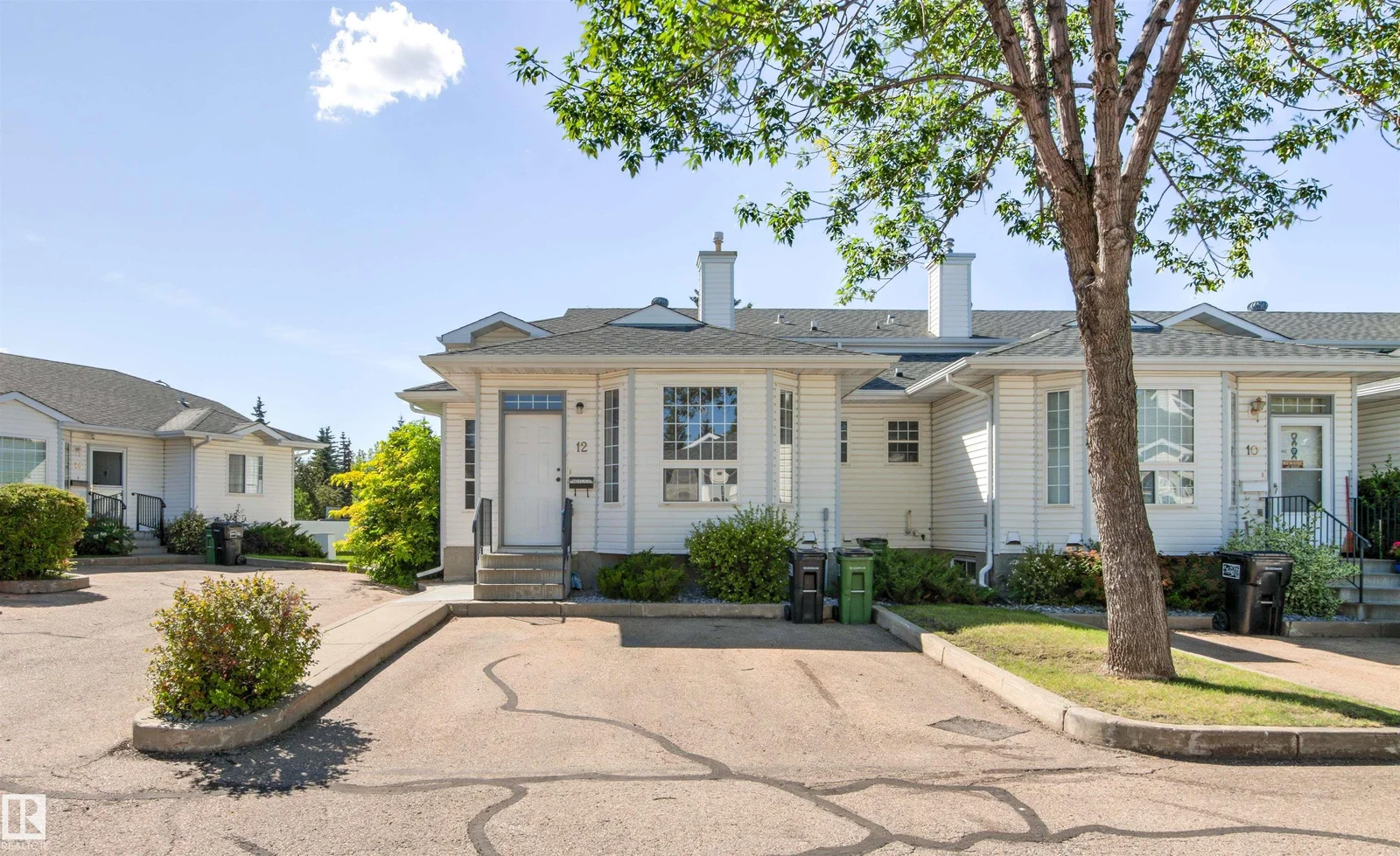#12 3311 58 ST NW, Edmonton