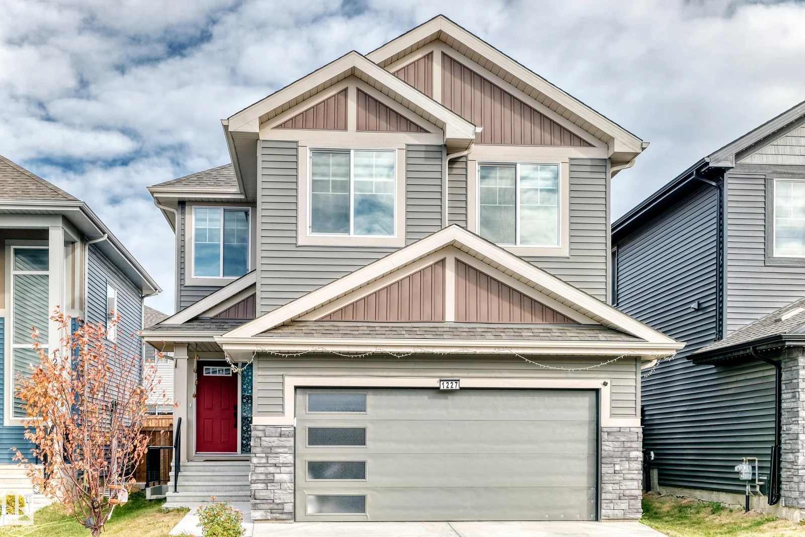 1227 24 ST NW, Edmonton