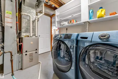 Photo 4 of 5119 157 AV NW