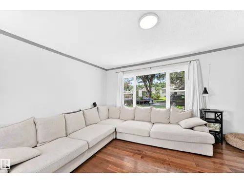 12253 94 ST NW