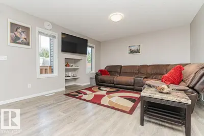 Photo 4 of 923 EBBERS CR NW