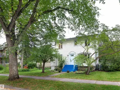 Photo 1 of 10968 75 AV NW