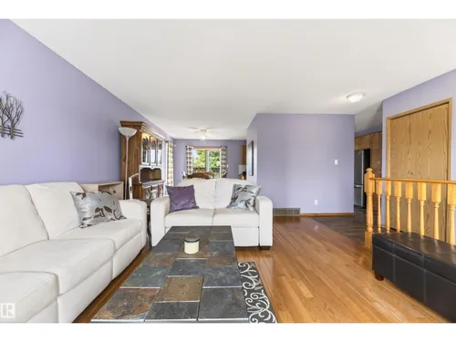 5914 52 ST