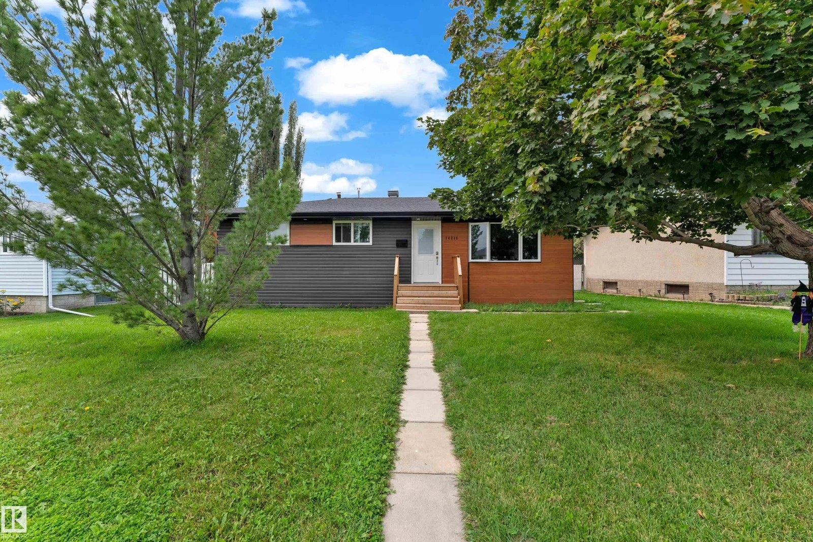 14216 58 ST NW, Edmonton