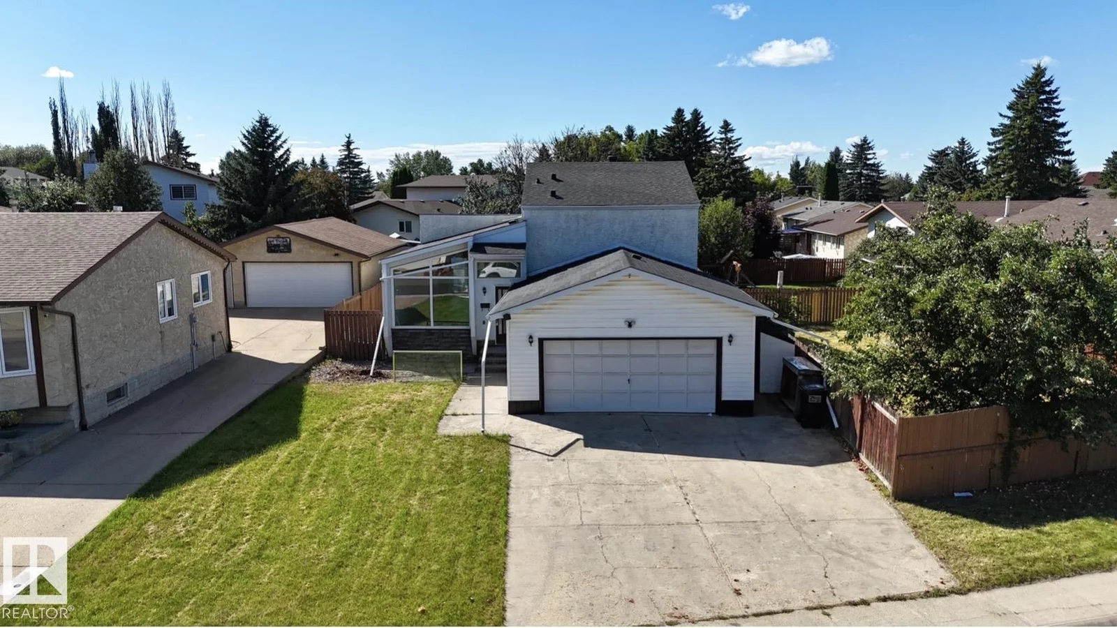 1768 48A ST NW, Edmonton