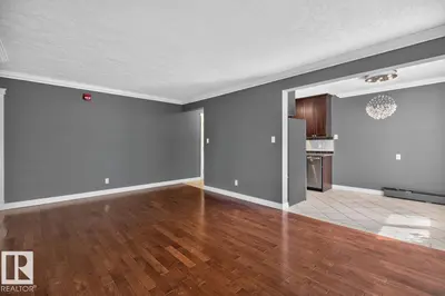 Photo 3 of #402 10625 83 AV NW