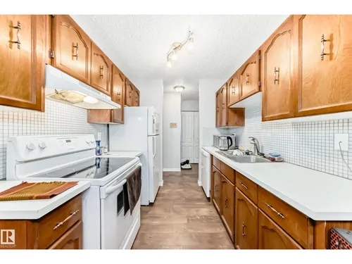 #305 14004 26 ST NW