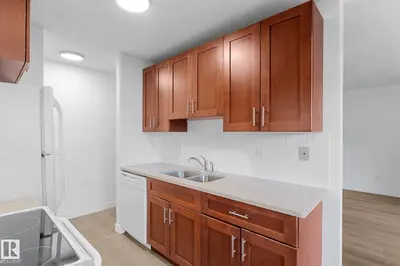 Photo 2 of #108 14004 26 ST NW