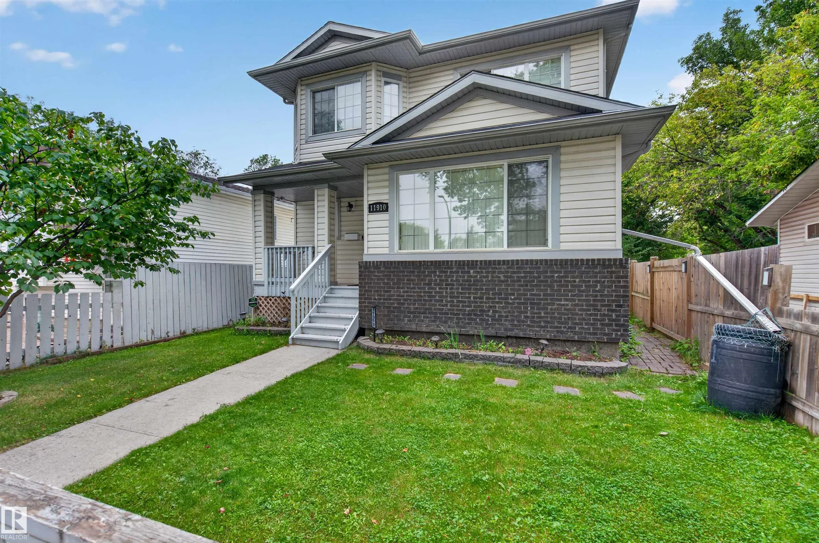 11910 93 ST NW, Edmonton