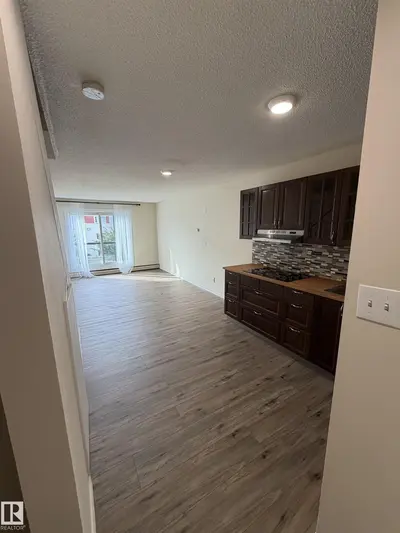 Photo 3 of #209 11429 124 ST NW