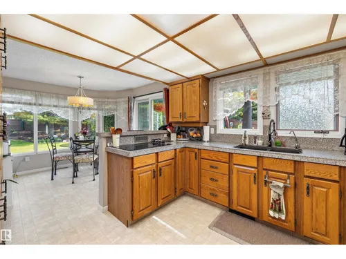 45 BLUE QUILL CR NW