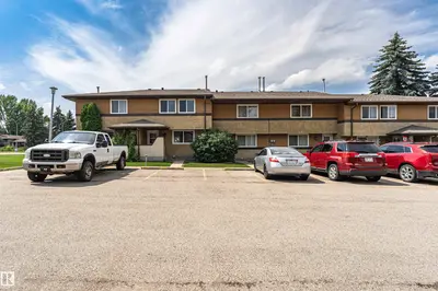 Photo 1 of 155 WOODBOROUGH WY NW