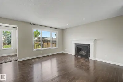 Photo 2 of 15868 10 AV SW