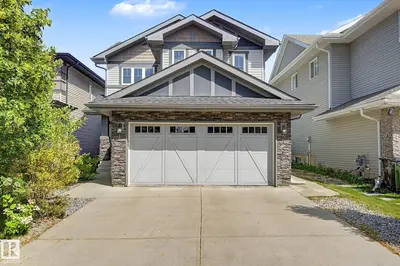 Photo 1 of 15868 10 AV SW
