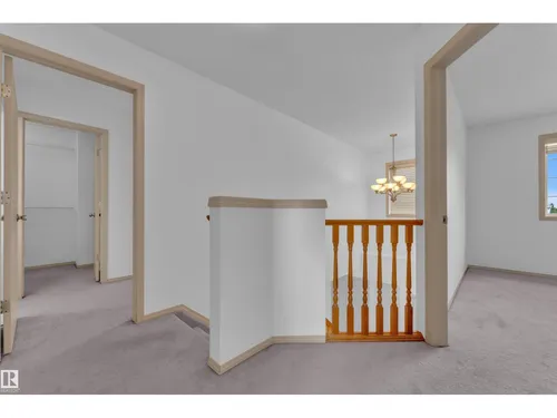 14031 136 ST NW