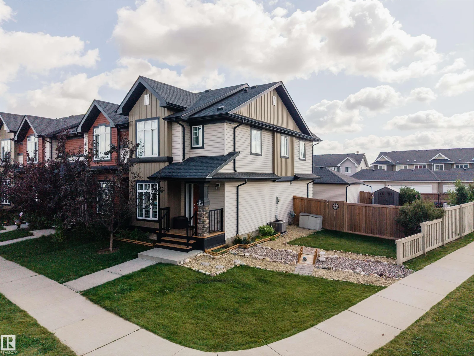 4478 ANNETT CM SW, Edmonton