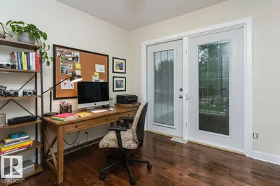 Photo 4 of 12255 DOVERCOURT CR NW