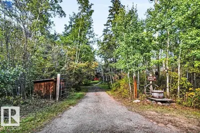 Photo 1 of 10-51119 Rge Rd 265