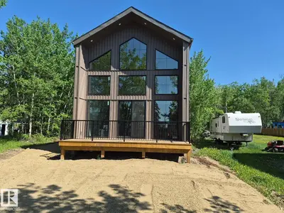 Photo 1 of 186 51551 RGE ROAD 212A