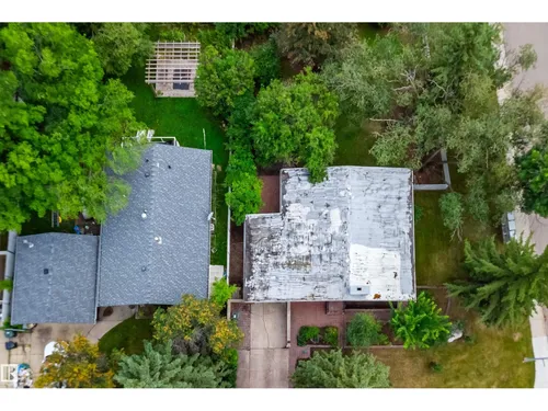 40 CURLEW CR