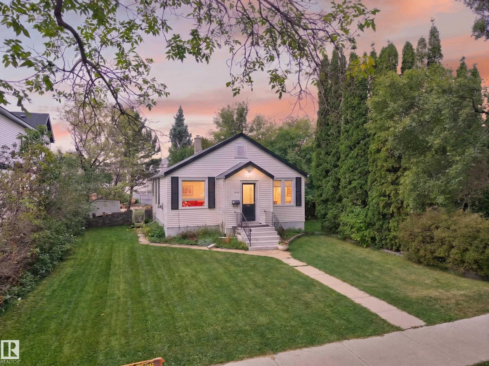 11308 123 ST NW, Edmonton