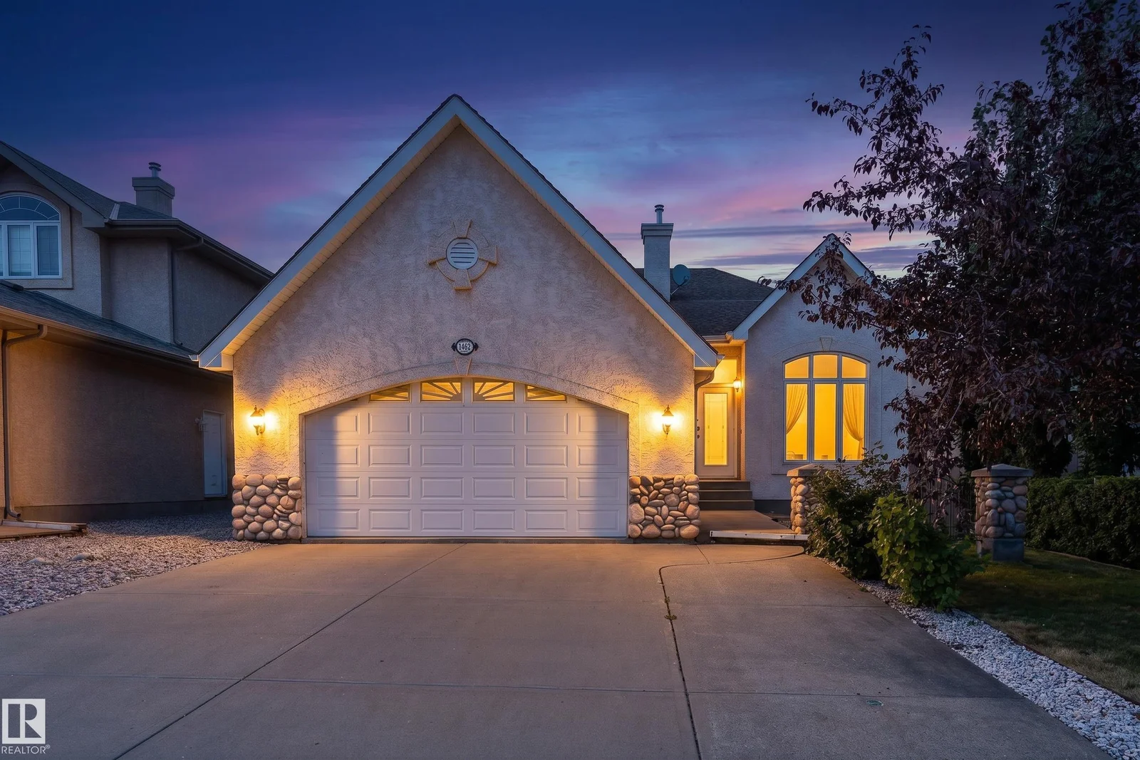 1462 LOEWEN CT NW, Edmonton