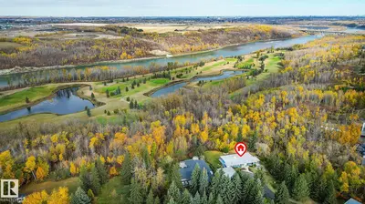 Photo 1 of 140 WINDERMERE DR NW