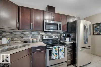 Photo 3 of #114 11615 ELLERSLIE RD SW