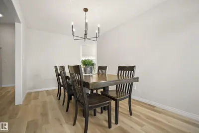 Photo 4 of 7 PEMBINA PL