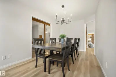 Photo 3 of 7 PEMBINA PL