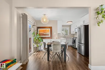 Photo 4 of 6108 102 AV NW