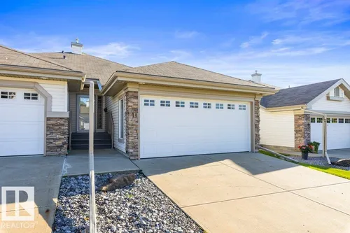 #11 4 HERITAGE WY