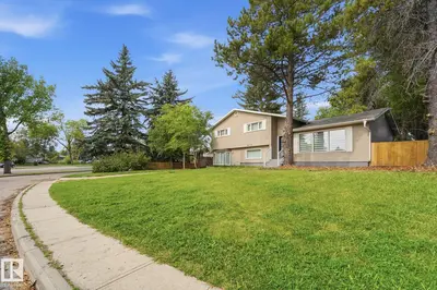 Photo 1 of 14214 87 AV NW