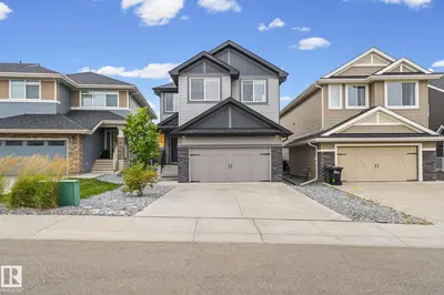 Photo 1 of 325 Annandale Crescent