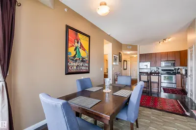 Photo 4 of #1302 9819 104 ST NW