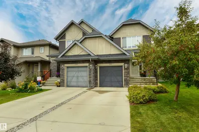 Photo 1 of 5228 20 AV SW
