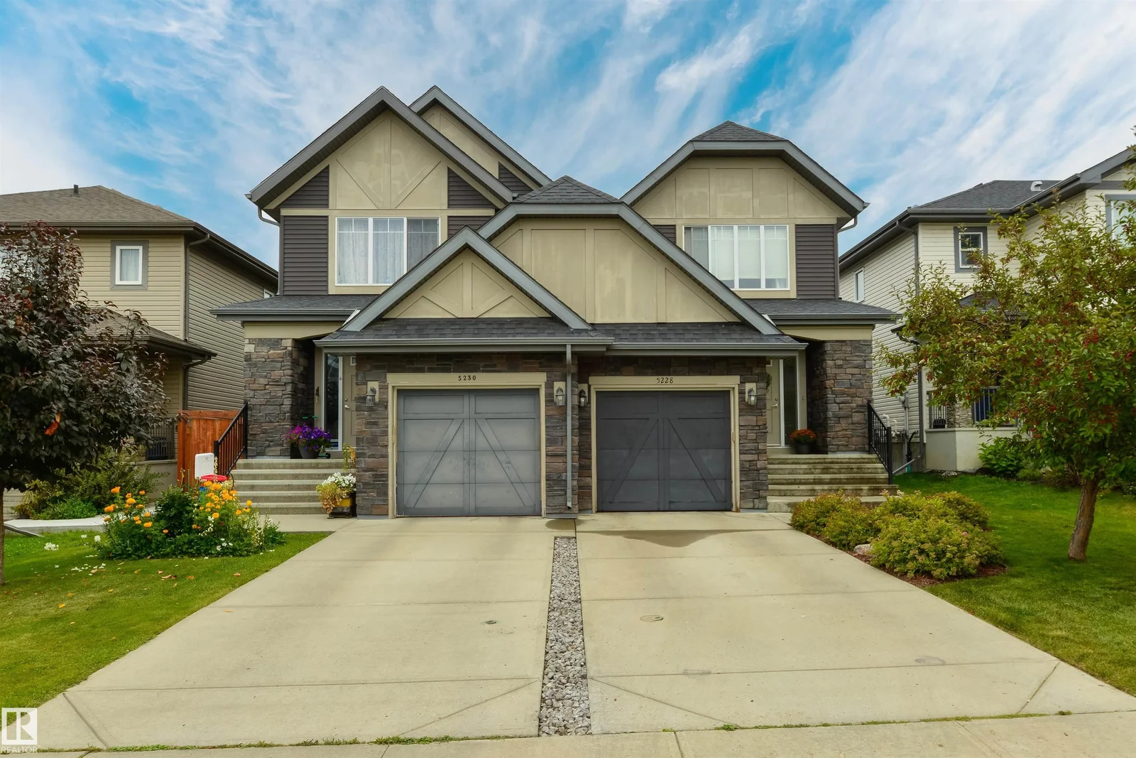 5228 20 AV SW, Edmonton
