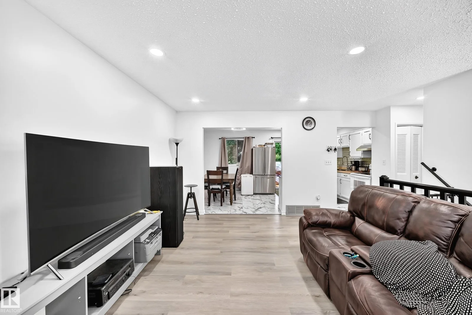 14240 23 ST NW, Edmonton