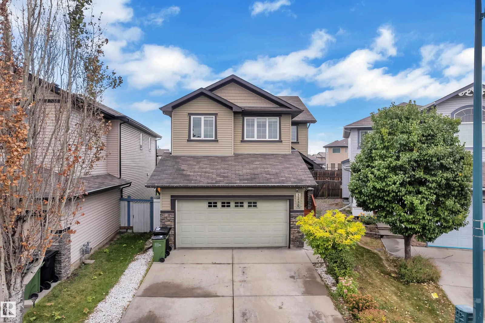 3230 21A AV NW, Edmonton