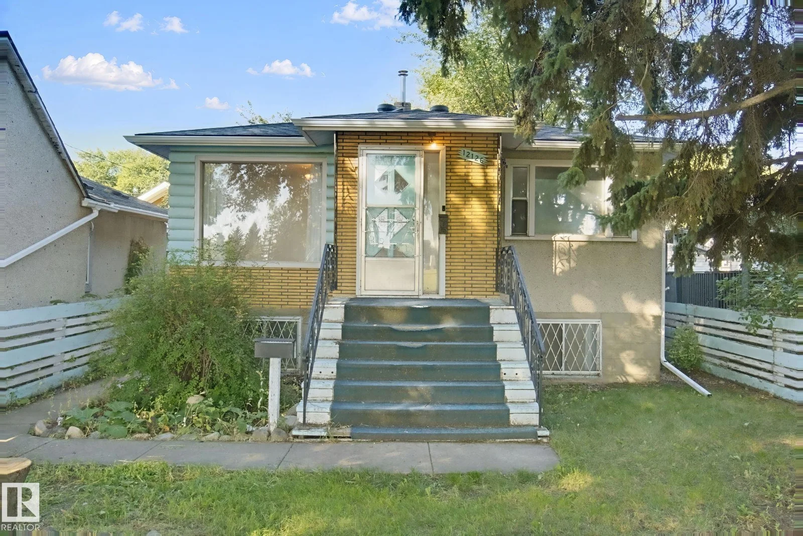 12126 57 ST NW, Edmonton