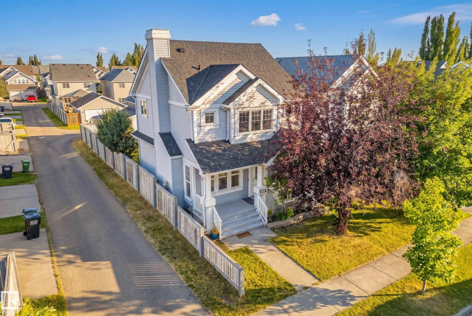 1530 76 ST SW, Edmonton