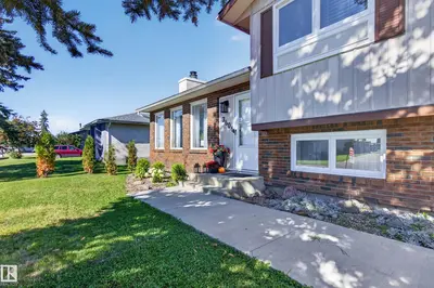 Photo 1 of 3606 37 AV