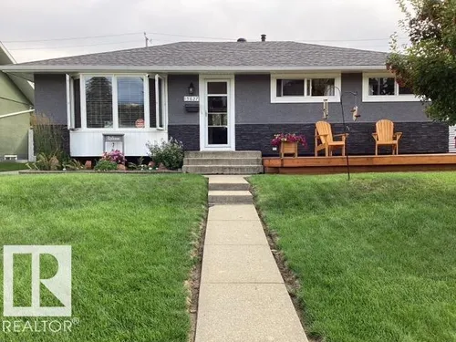 15627 83 AV NW